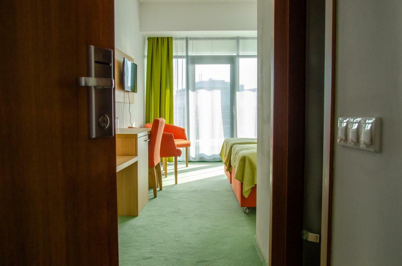 Complex Silva Hotell Bukarest Exteriör bild