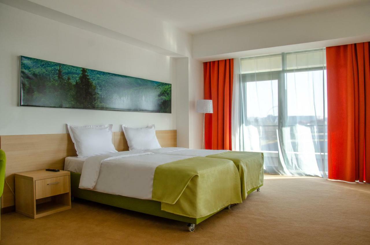 Complex Silva Hotell Bukarest Exteriör bild